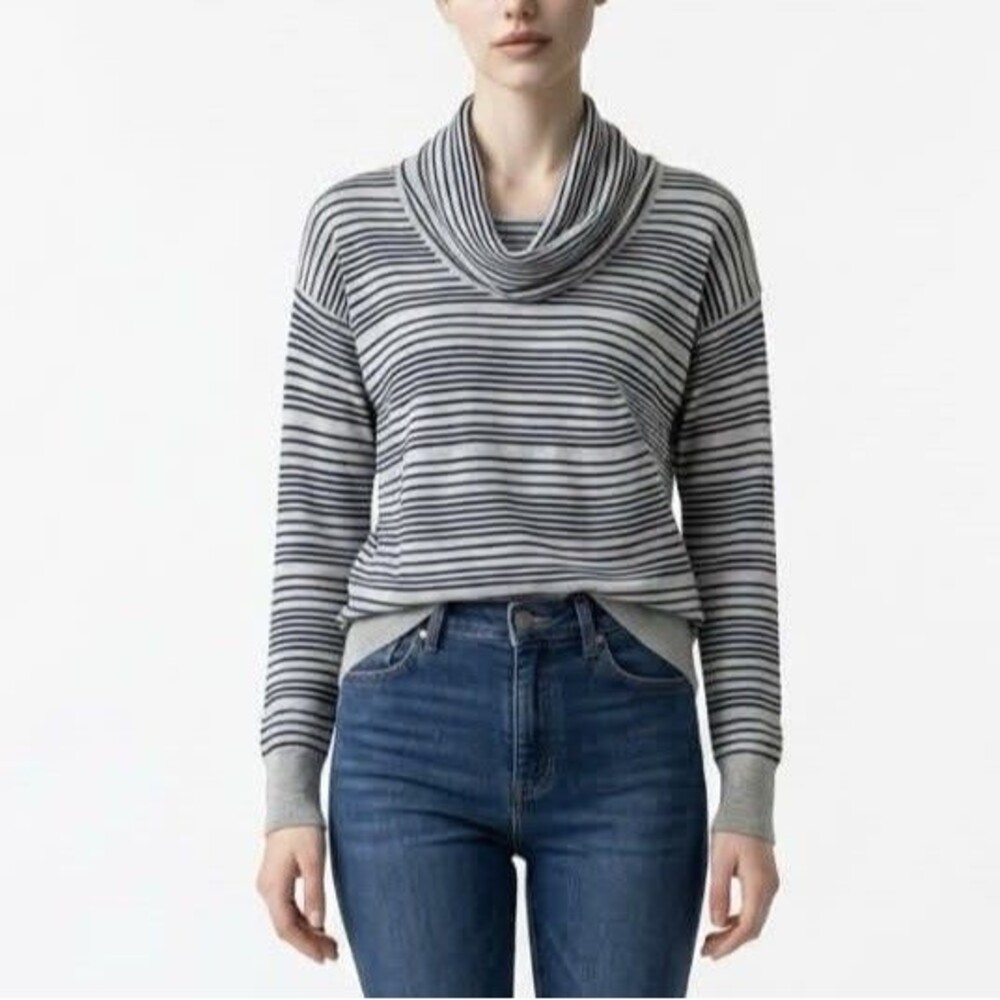 BCBGeneration Women’s Sweater Cowl Neck Small Merino Wool Long Sleeve Stripes